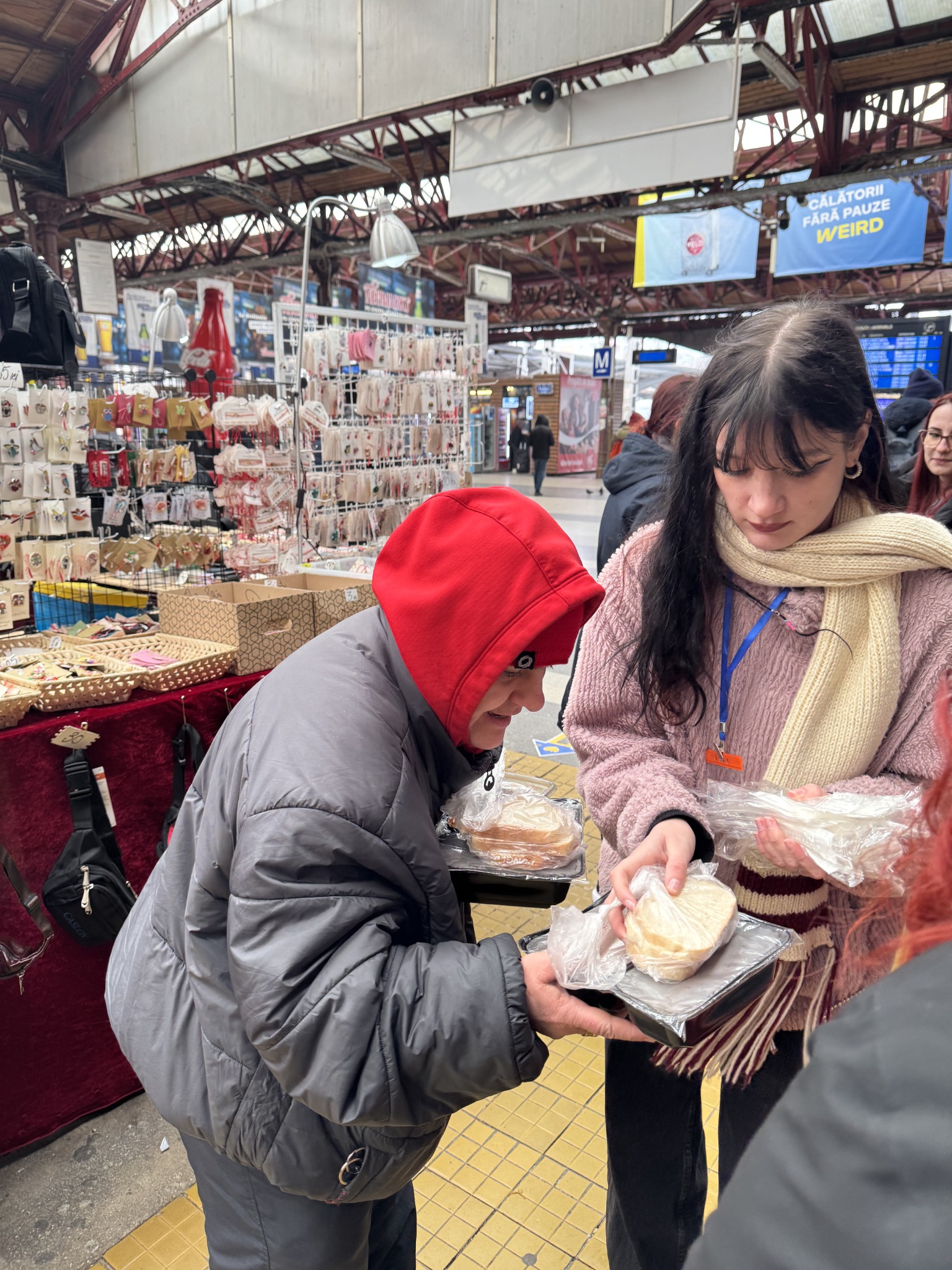 O porție oferită în timpul distribuirii