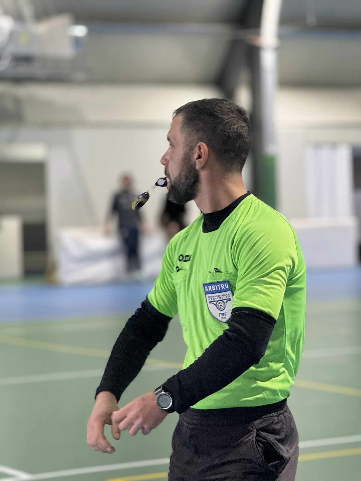 Arbitru în timpul Cupei Efect Voluntar